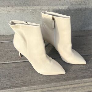 SCHUTZ Cream Heeled Boots